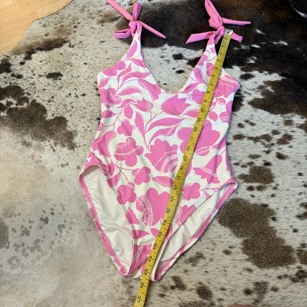 kate spade size medium